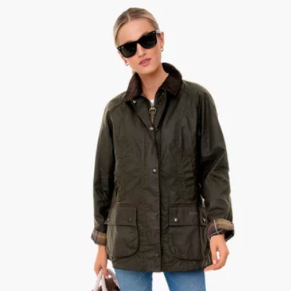 Barbour Beadnell Olive Green